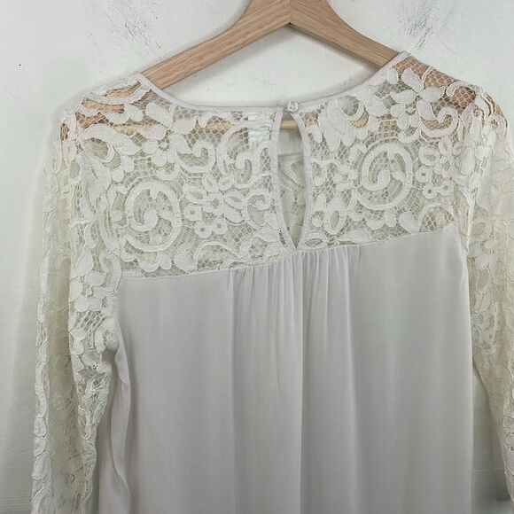 Old Navy Relaxed Lace-Trim Blouse size Small White - Picture 6 of 11